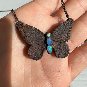 Butterfly choker made with oxidized copper and 3 Australian opals. 14in-16in